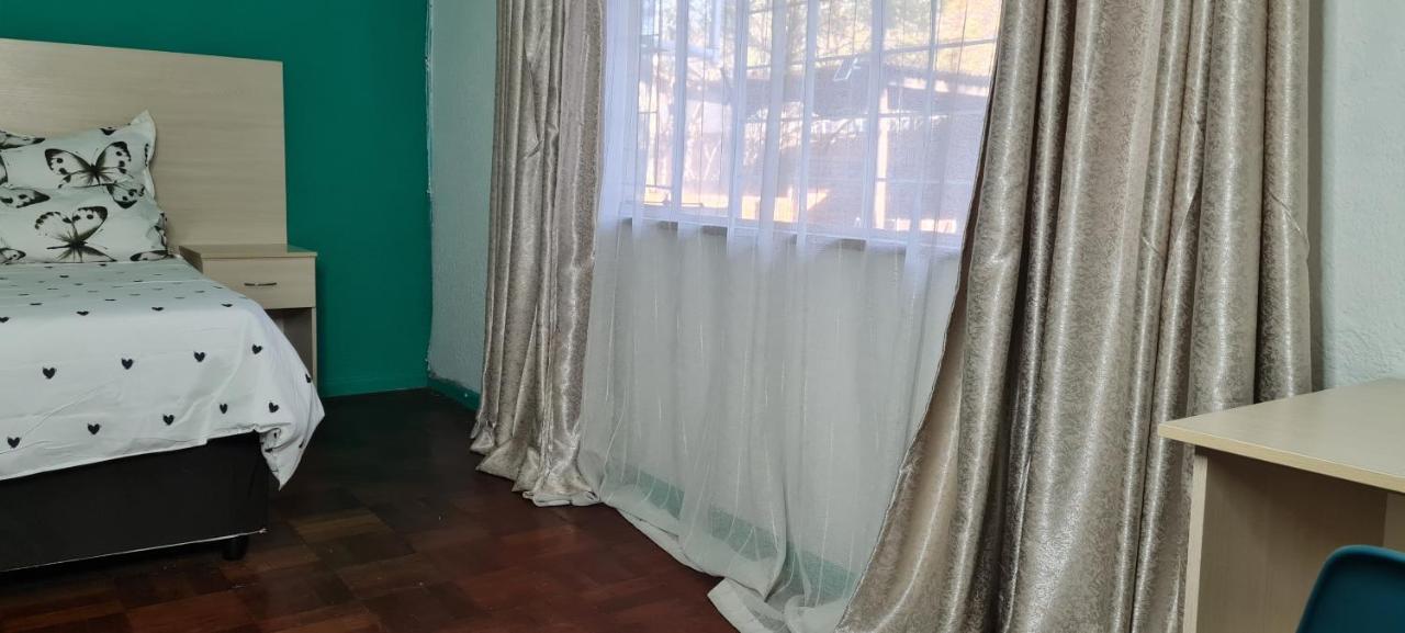 Ojong'S Court Bellville Cape Town Luaran gambar